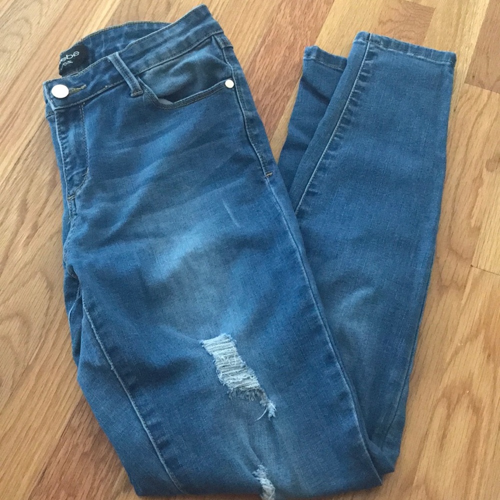Bebe light wash ripped jean